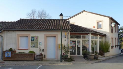 La Poste et le café